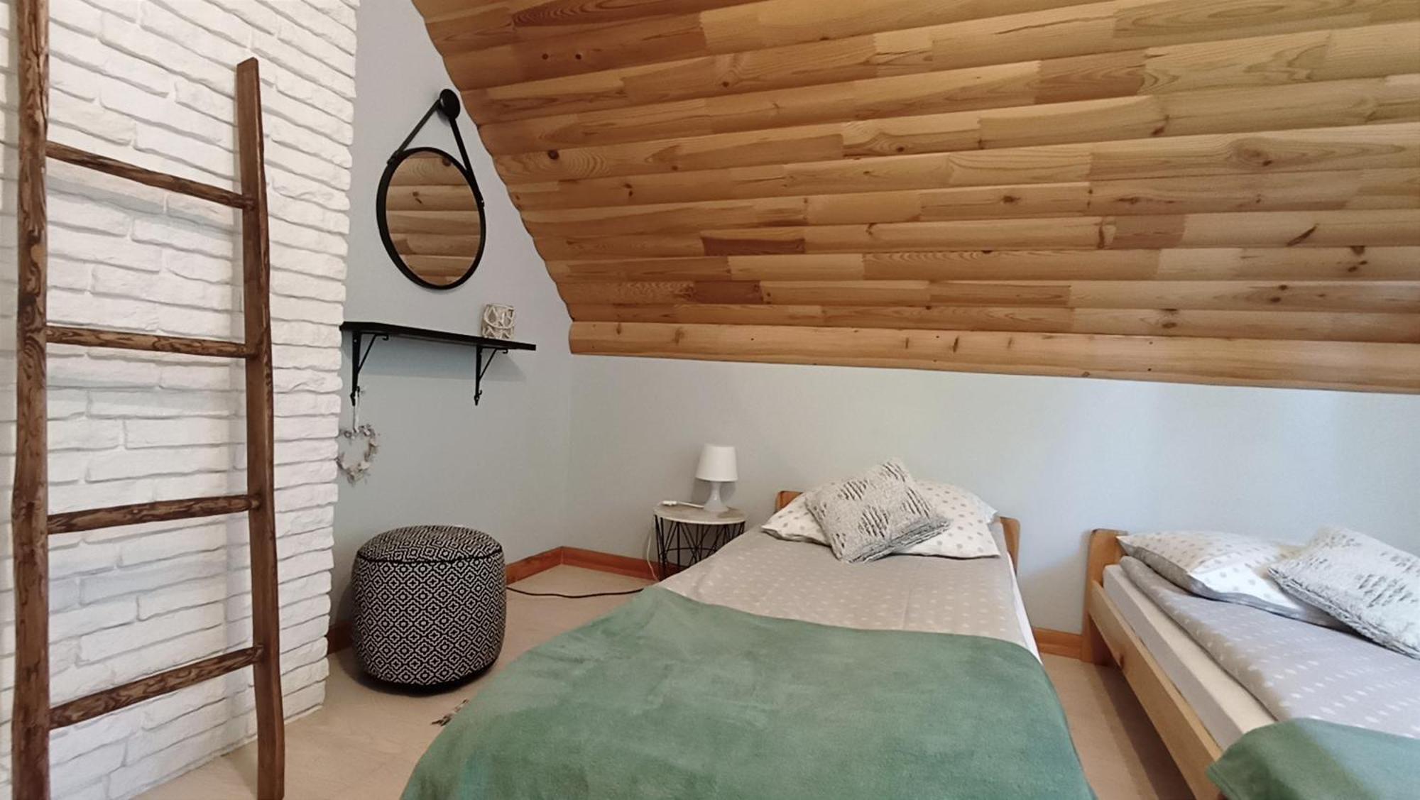 Zacisze Drwala Guest House Lutowiska Ruang foto