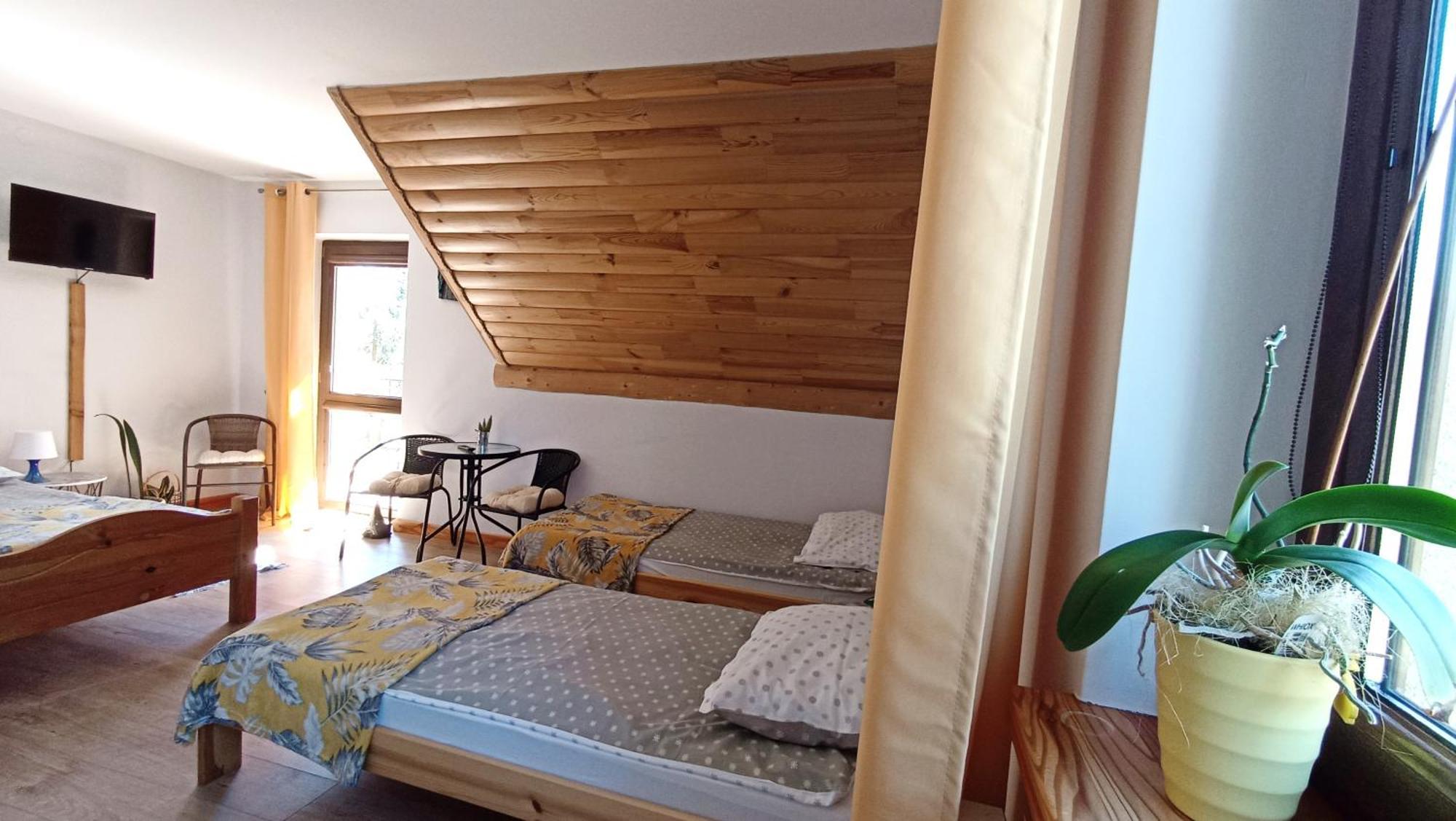 Zacisze Drwala Guest House Lutowiska Ruang foto
